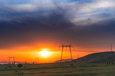 Bulutlu gökyüzü arka plan şaşırtıcı doğa manzaralı
