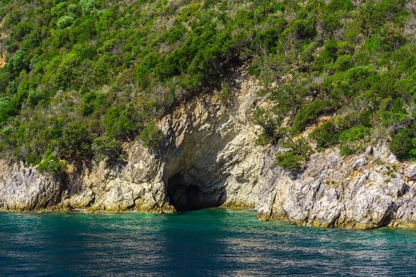 Fascinante Vista Naturaleza Montaña Con Vegetación Túnel —  Fotos de Stock