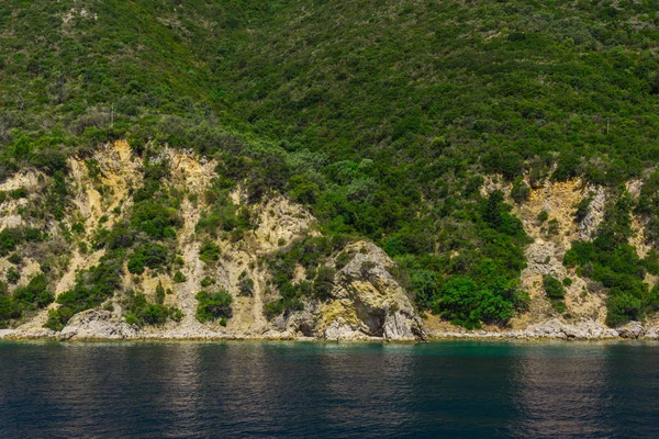 Büyüleyici Doğa Dağ Manzaralı Yeşillik Ile — Stok fotoğraf