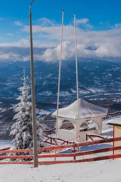 Winterseizoen Bergen Uitzicht Witte Cabine — Stockfoto