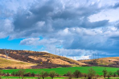 Bulutlu gökyüzü arka plan şaşırtıcı doğa manzaralı