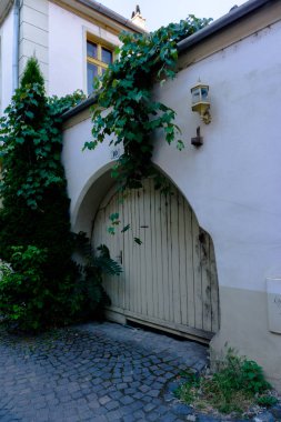 Transilvanya Sighisoara şehir görünümü ortasında Amazing ortaçağ kenti