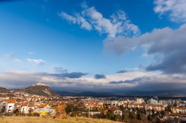 Hunedoara şehir manzarası, Romanya