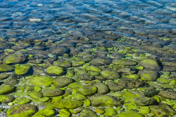 Fascinante Vue Sur Mer Naturelle Avec Énormes Rochers — Photo