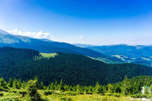 Fascinating Nature Mountain View Greenery Blue Cloudy Sky — Stock Photo, Image