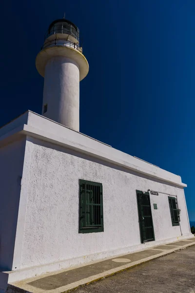 Budova Lighthouse Pozadí Modré Oblohy — Stock fotografie