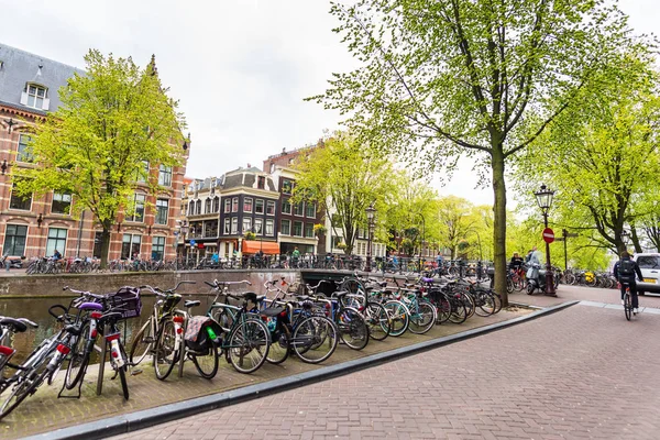 Nisan 2017 Amsterdam Şehir Manzarası — Stok fotoğraf