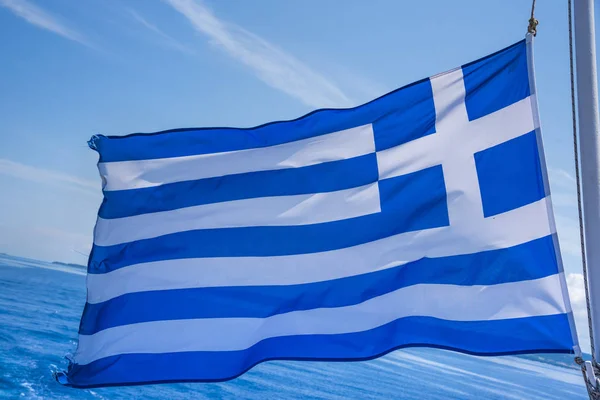 Grecia Bandera Nacional Mar Agianst Cielo —  Fotos de Stock