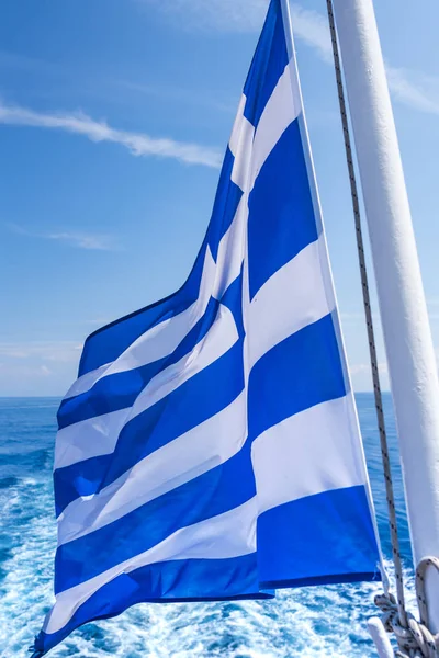 Grecia Bandera Nacional Mar Agianst Cielo —  Fotos de Stock