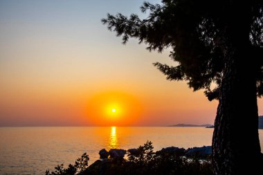 Denizde gün batımı