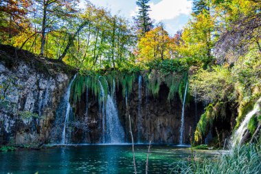 Plitvice Ulusal Parkı 'nda Şelale, Hırvat