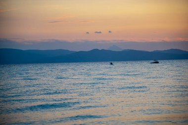 Denizde gün batımı
