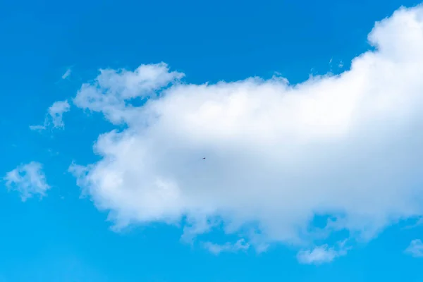 Ciel Bleu Avec Nuages — Photo