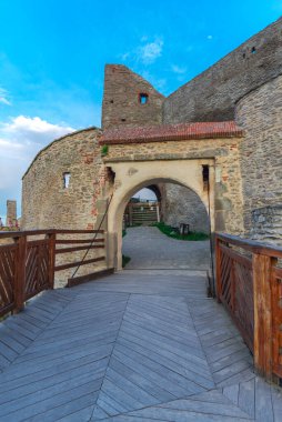 Yaşlı Deva citadell, Romanya