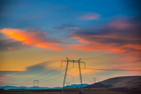 Erstaunliche Wolken Beim Sonnenuntergang — Stockfoto