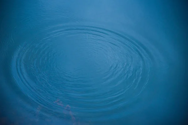 Goccia Acqua Nel Lago — Foto Stock