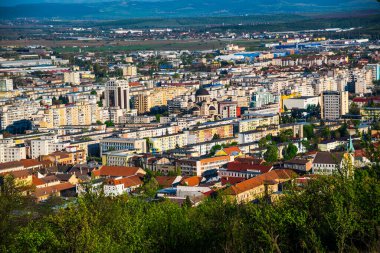 Deva şehir manzarası güneşli Eylül 'de