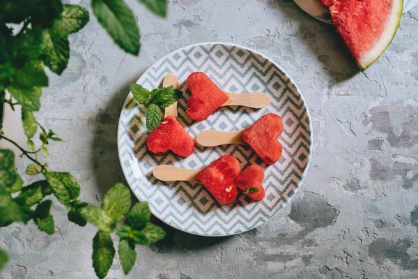 Heart Shaped Slices Watermelon Dish Geometric Design Rustic Blue Texture — Stock Photo, Image