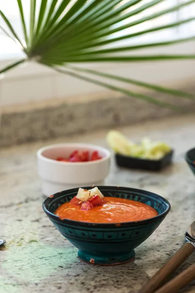 Gazpacho Spagnolo Zuppa Verdure Fredde Base Pomodoro Cetriolo Peperone Cipolla — Foto Stock