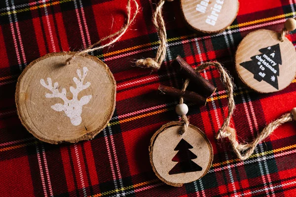 Modernos Adornos Madera Con Mensaje Navidad Para Decoración Sobre Fondo — Foto de Stock