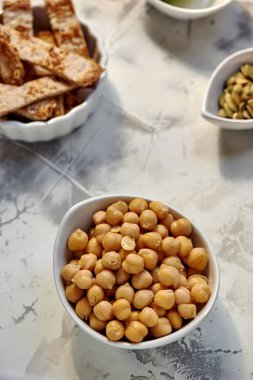 Nohut beyaz yay, Masa hazır pişmiş