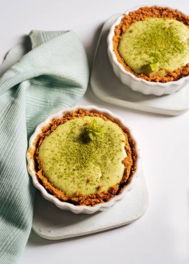 Ev yapımı matcha cheesecake