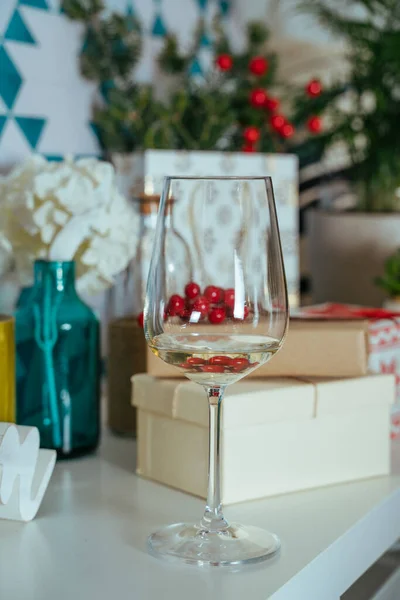 Glass White Wine Next Christmas Gifts Living Room Furniture Light — Stock Photo, Image