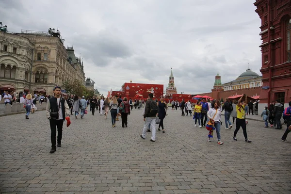 Futbol Taraftarları Dünya Kupası Moskova Fan Zone Adlı Yabancı Bir — Stok fotoğraf