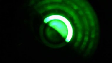 Yumuşak aşırı yakın çekim yeşil Led ışıklar iplik odaklı