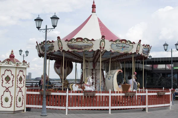 Kazanka Nehri işareti Kazan City Vintage atlıkarınca
