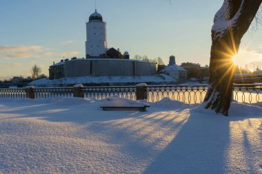 Vyborg, Rusya Federasyonu - 5 Ocak 2019 eski kale Vyborg güneşli bir soğuk kış
