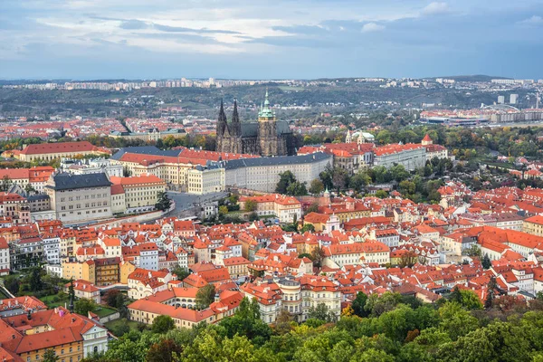 Praga Republika Czeska Października 2017 Widok Dachy Zamku Praskiego Święty — Zdjęcie stockowe