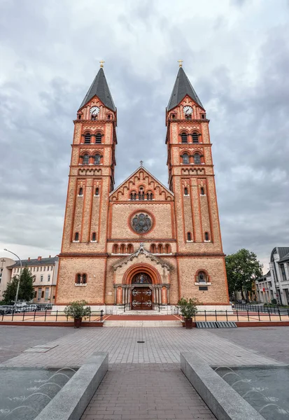 Nyiregyhza Hungary May 2018 Twin Towered Nyiregyhza Roman Catholic Church — Stock Photo, Image