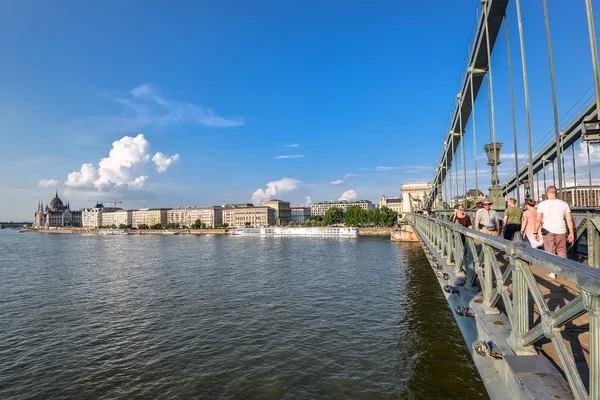 Budapest Macaristan Mayıs 2018 Köprü Tuna Nehri Budapeşte Şehir Merkezi — Stok fotoğraf