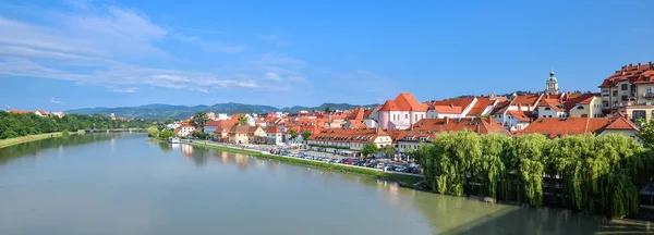 Maribor Eslovenia Mayo 2018 Vista Panorámica Ciudad Maribor Eslovenia Río —  Fotos de Stock