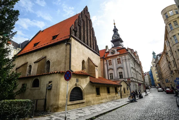 Praga República Checa Outubro 2017 Vista Sobre Antiga Sinagoga Velha — Fotografia de Stock