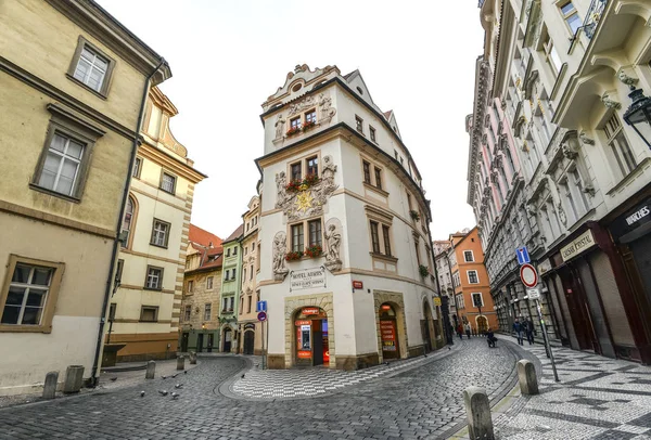 Aurus hotel em Praga foi fundada no século XVI, está situado no coração de Praga, no bairro da Cidade Velha . — Fotografia de Stock