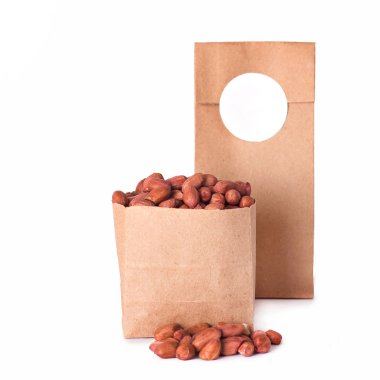 Fındık ve kuru meyve zanaat paket içinde. Fotoğraf kataloğu için. Logo, sizin metin için yer.