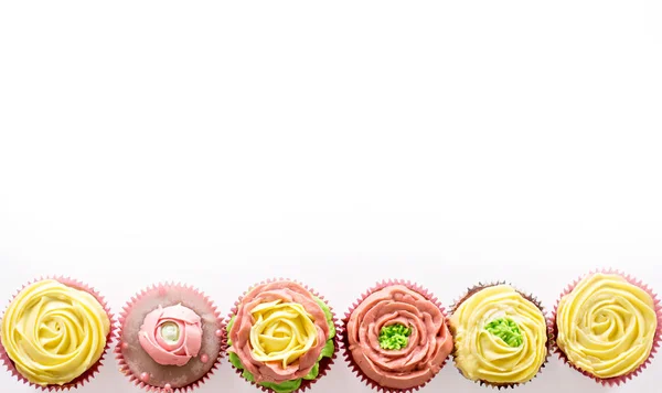 Capcake Yellow Pink Cream White Background Isolate — Stock Photo, Image