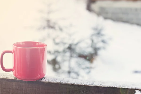 Csésze Kávé Tea Háttérben Téli Táj Egy Csésze Forró Itallal — Stock Fotó