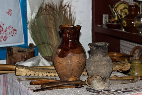 Collection de pots en argile au Musée — Photo