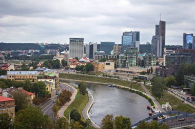 Gediminas Kalesi Kulesi Vilnius Litvanya eski şehir manzara