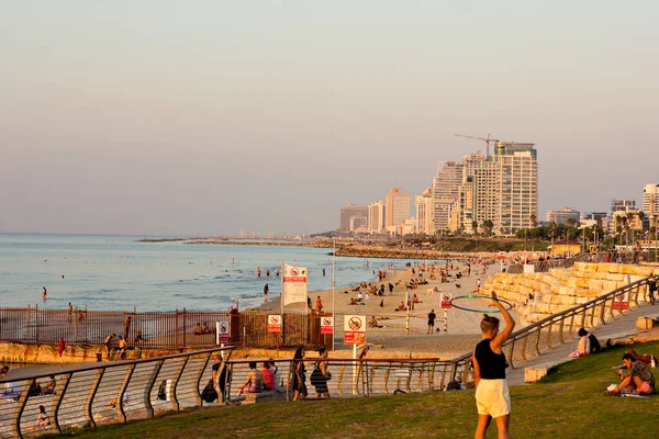 Набережная Тель Авива Тротуаре Вид Море Набережной Израиль Тель Авив — стоковое фото