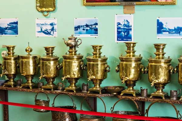 Coleção Samovares Museu Vilkovo Ucrânia Abril 2018 — Fotografia de Stock