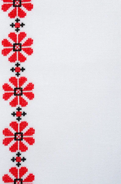 Prvek Ruční Výšivka Bílém Prádle Červené Černé Bavlněné Nitě Návrh — Stock fotografie