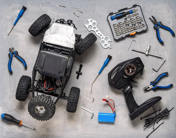 Modelos de carros controlados por rádio: Kit de reparação para modelos RC . — Fotografia de Stock