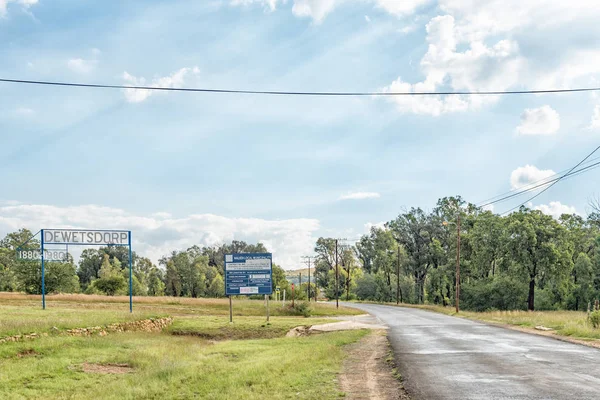 Dewetsdorp África Sul Abril 2018 Uma Placa Nome Painel Informações — Fotografia de Stock