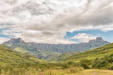 Amfitiyatro Kwazulu-Natal'deki/Drakensberg, Güney Afrika için bir görünüm
