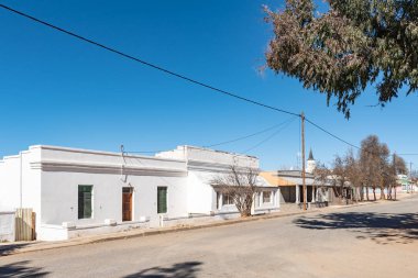 Phillipstown, Güney Afrika, 6 Ağustos 2018: bir sokak sahne, tarihi evleri, Phillipstown, Northern Cape Eyaleti ile