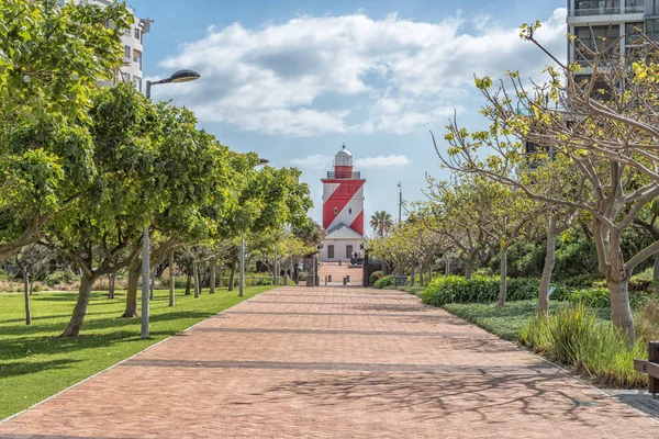 Cape Town South Africa August 2018 Walkway Greenpoint Lighthouse Visible — Stock Photo, Image